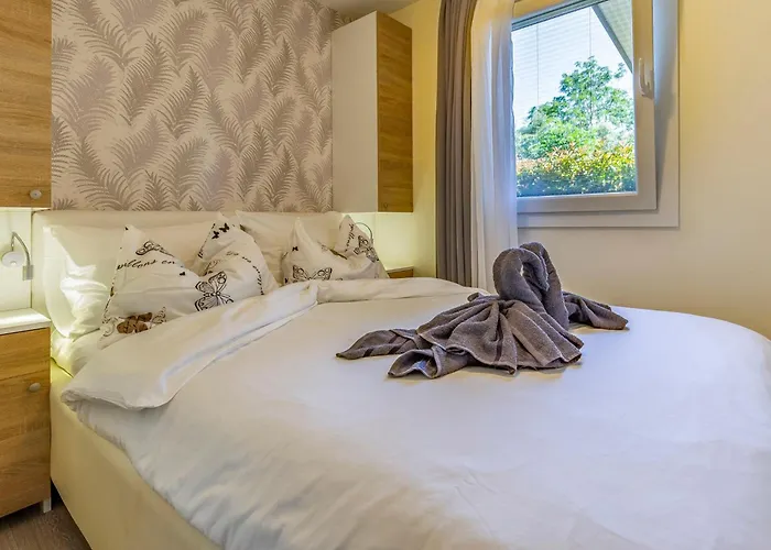 Mobile Premium By Interhome Pula