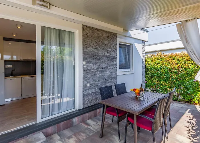 Mobile Premium By Interhome Πούλα